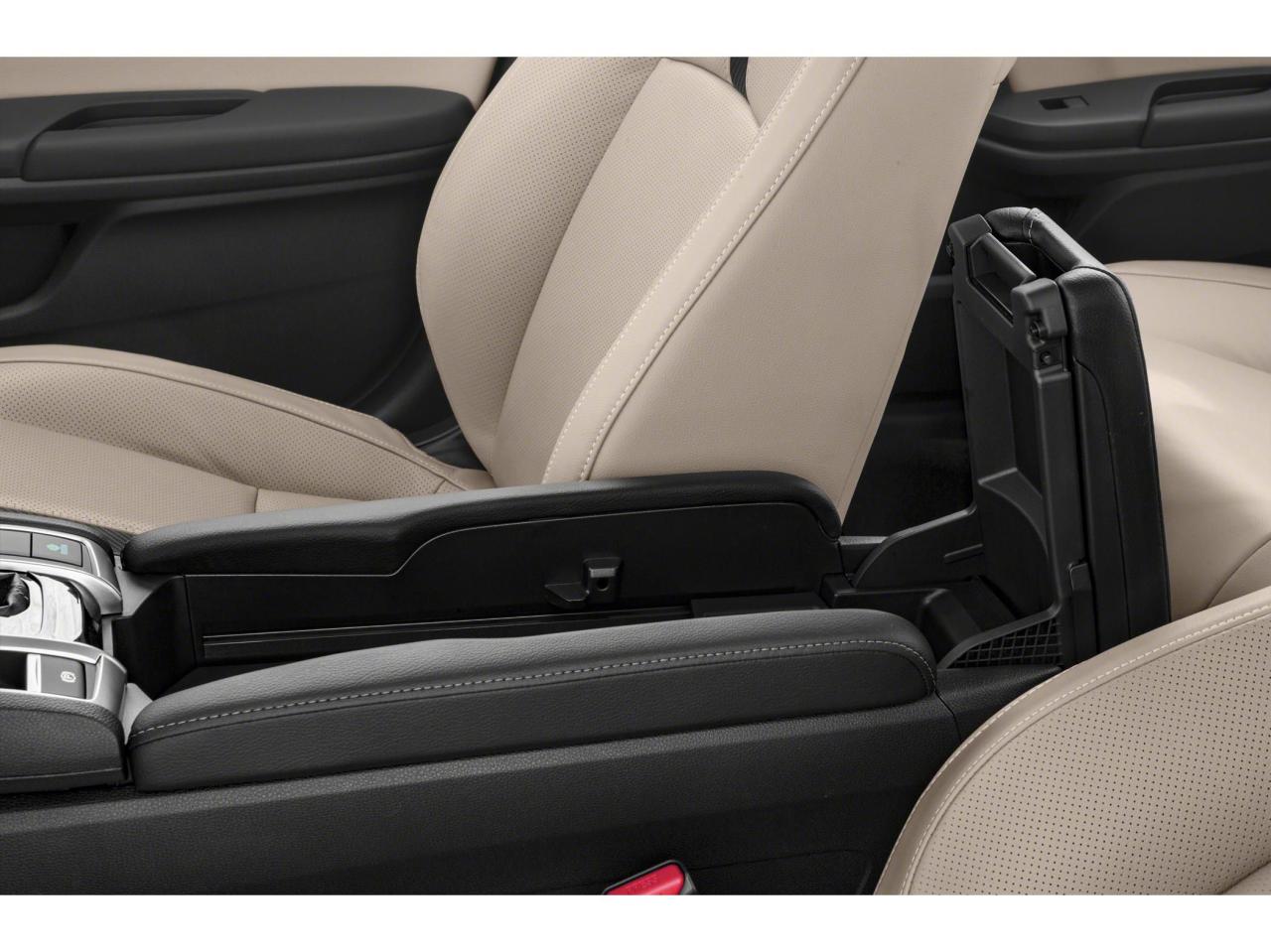 2018 Honda Civic Sedan Touring Photo