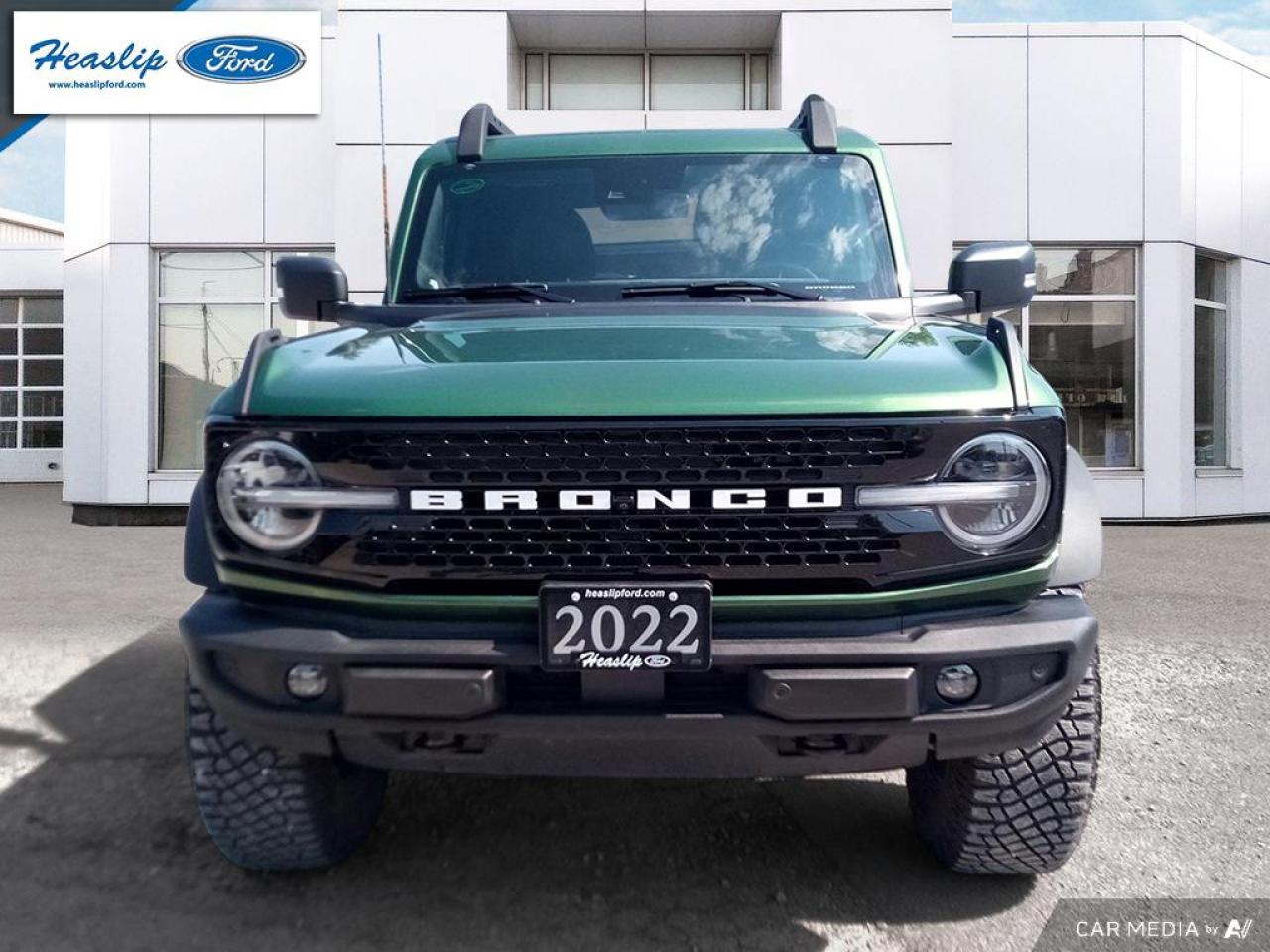 2022 Ford Bronco WildTrak Photo1