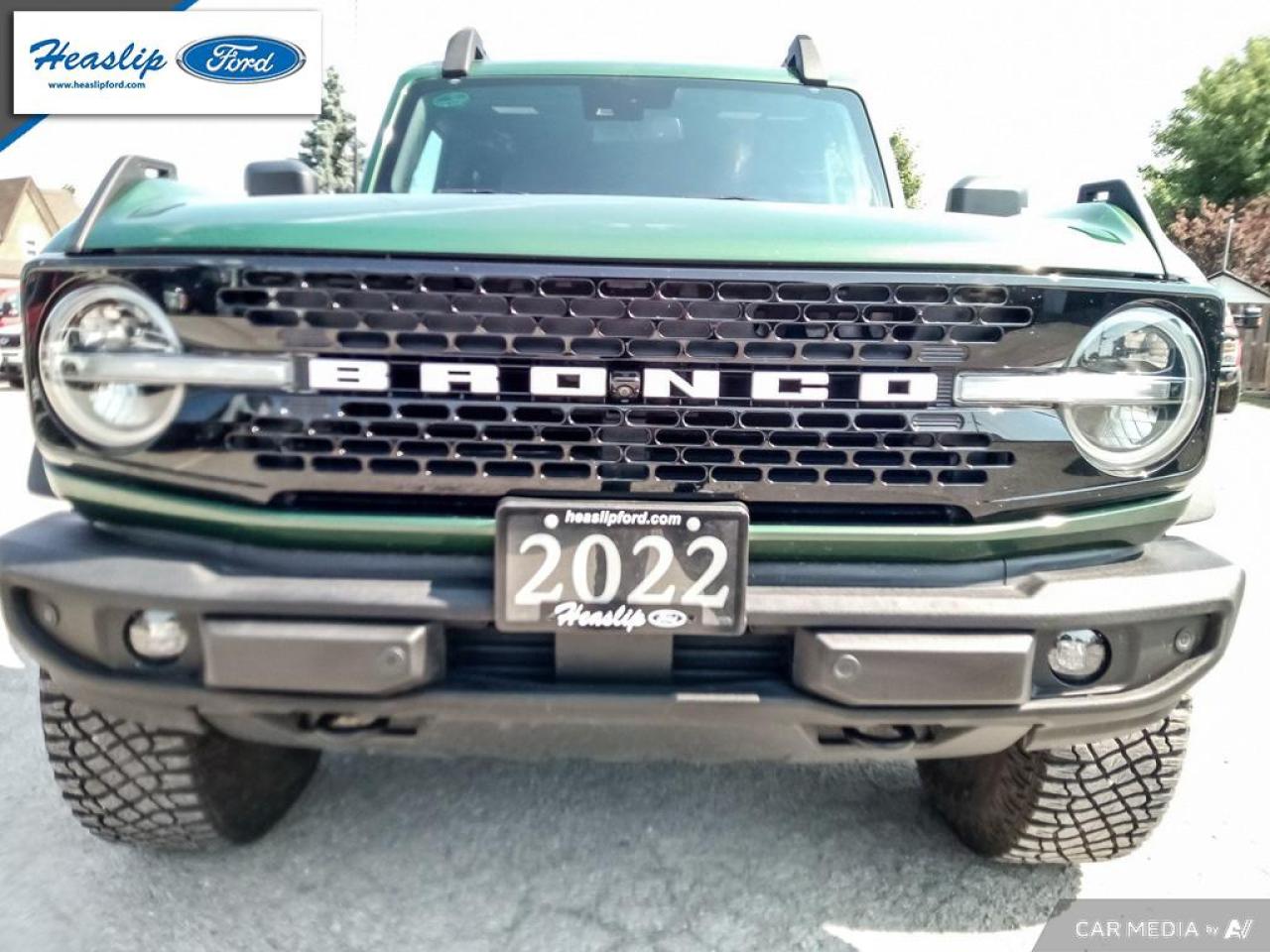 2022 Ford Bronco WildTrak Photo5