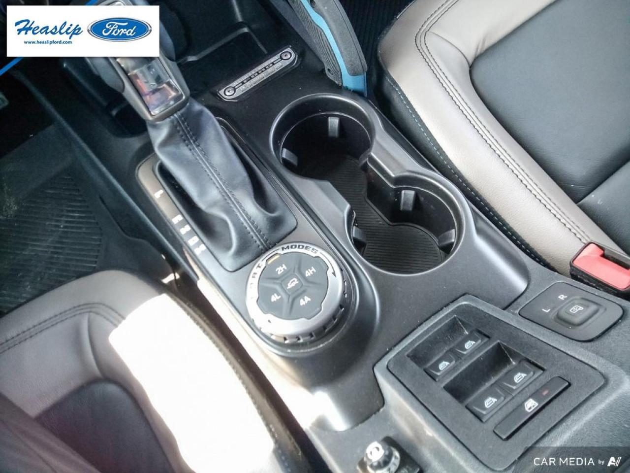 2022 Ford Bronco WildTrak Photo5