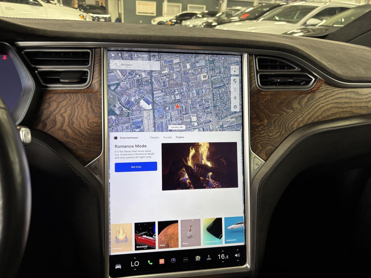 2017 Tesla Model X 75D|AWD|ENHANCEDAUTOPILOT|FALCONDOORS|NAV|AIRSUSP| - Photo #38