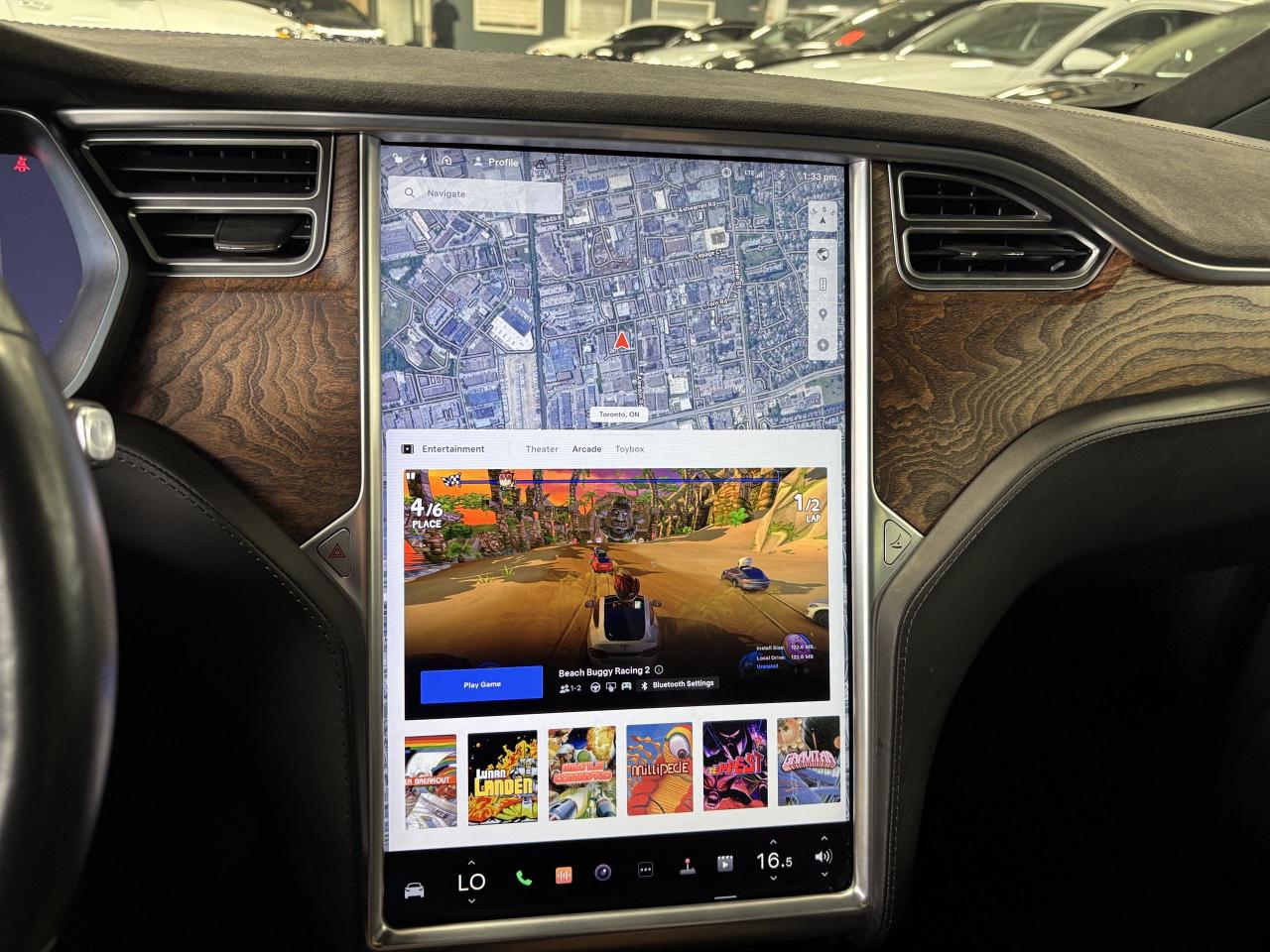 2017 Tesla Model X 75D|AWD|ENHANCEDAUTOPILOT|FALCONDOORS|NAV|AIRSUSP| - Photo #36
