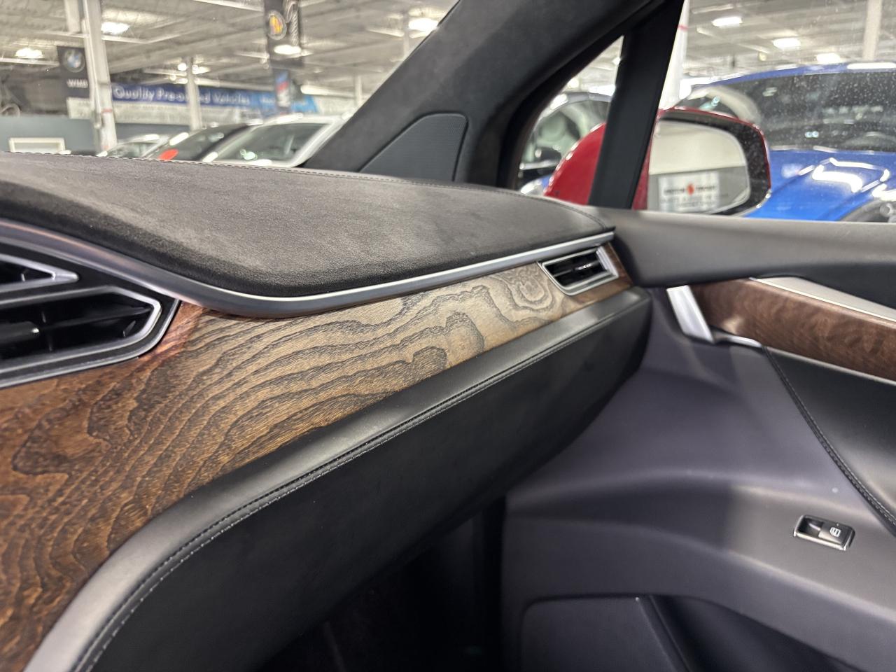 2017 Tesla Model X 75D|AWD|ENHANCEDAUTOPILOT|FALCONDOORS|NAV|AIRSUSP| - Photo #17
