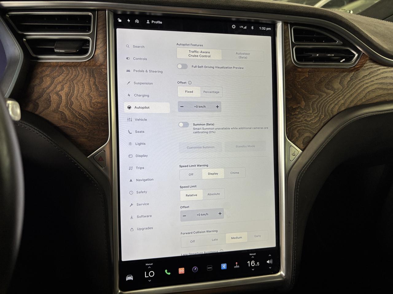 2017 Tesla Model X 75D|AWD|ENHANCEDAUTOPILOT|FALCONDOORS|NAV|AIRSUSP| - Photo #26