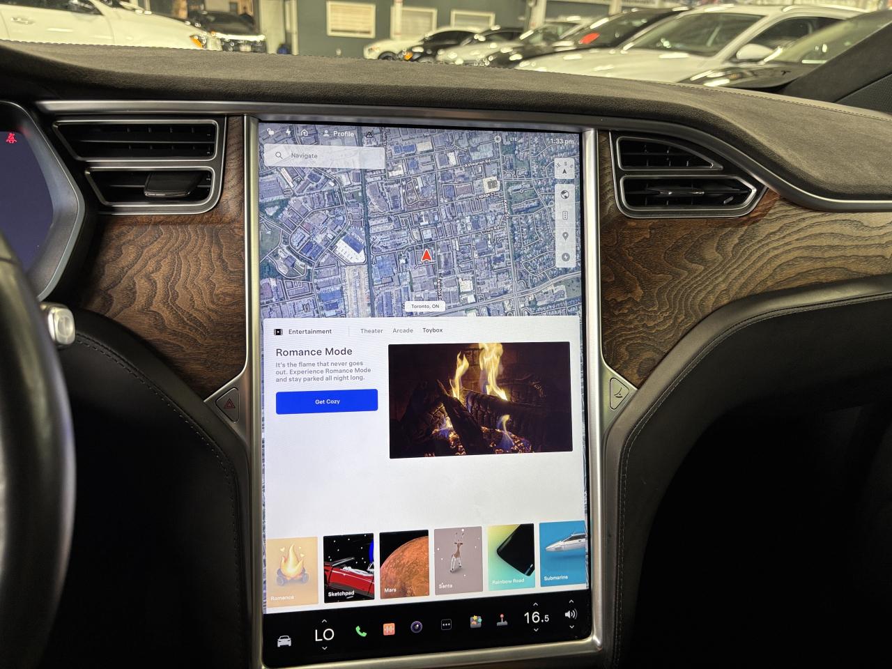 2017 Tesla Model X 75D|AWD|ENHANCEDAUTOPILOT|FALCONDOORS|NAV|AIRSUSP| - Photo #38