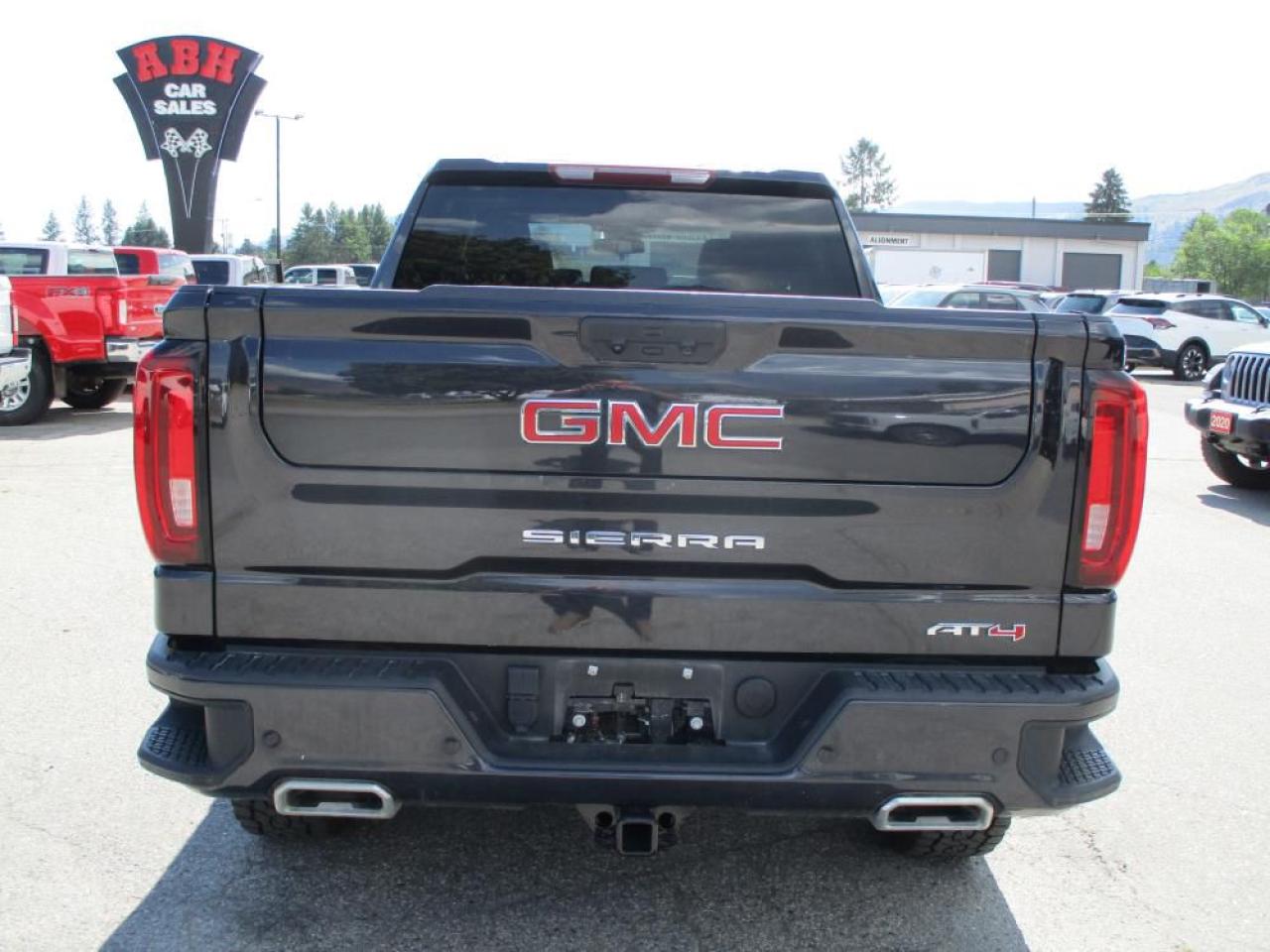 2023 GMC Sierra 1500 AT4 DURAMAX Photo7