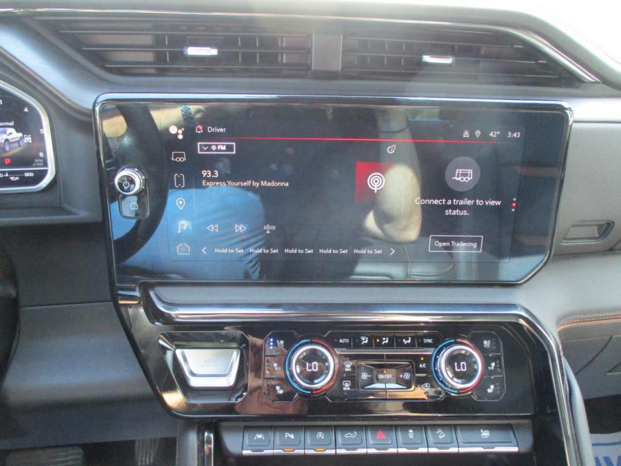 2023 GMC Sierra 1500 AT4 DURAMAX Photo21