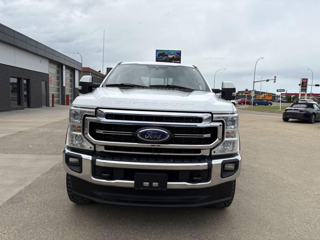 2021 Ford F-350 Super Duty SRW Lariat Photo5