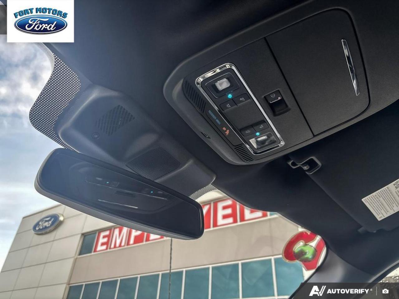2025 Ford F-150 LARIAT® Photo5
