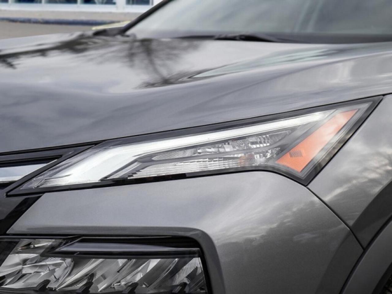 2025 Nissan Rogue SV Moonroof  - Moonroof -  Power Liftgate Photo