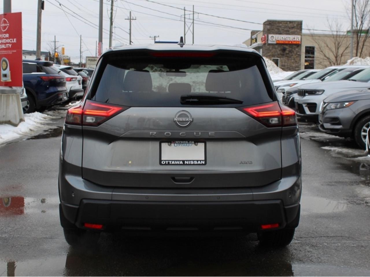 2025 Nissan Rogue SV Moonroof  - Moonroof -  Power Liftgate Photo