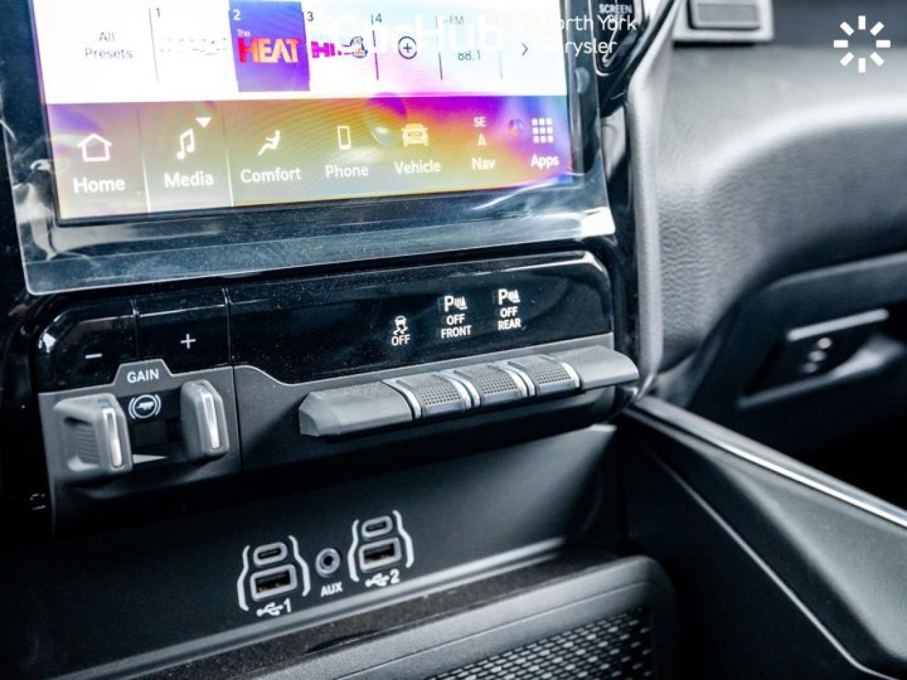 2026 RAM 1500 Big Horn 4x4 Crew Cab 5'7" Box Night Edition 12'' Screen Alpine Audio Photo