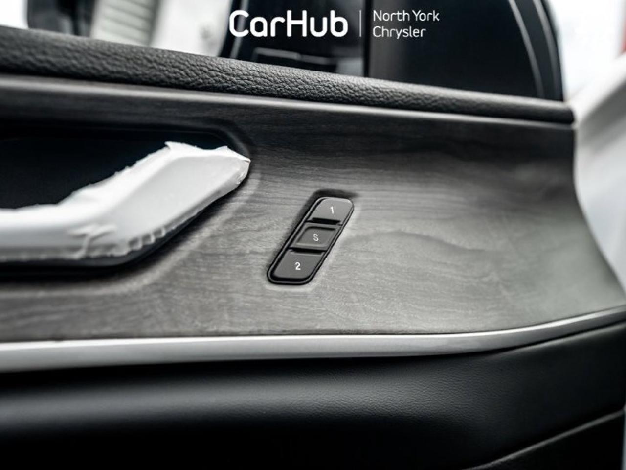 2025 Jeep Grand Cherokee L LIMITED Panoroof Luxury Tech Group II Active Lane Management Photo