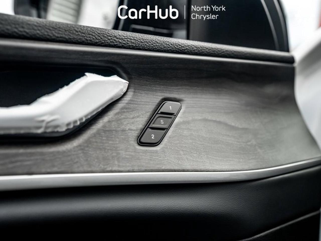 2025 Jeep Grand Cherokee L LIMITED Panoroof Luxury Tech Group II Active Lane Management Photo