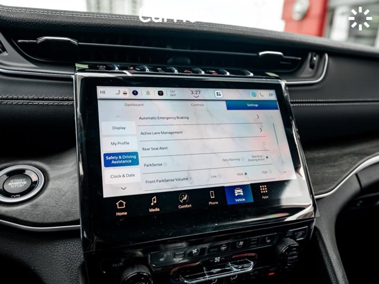 2025 Jeep Grand Cherokee L LIMITED Panoroof Luxury Tech Group II Active Lane Management Photo