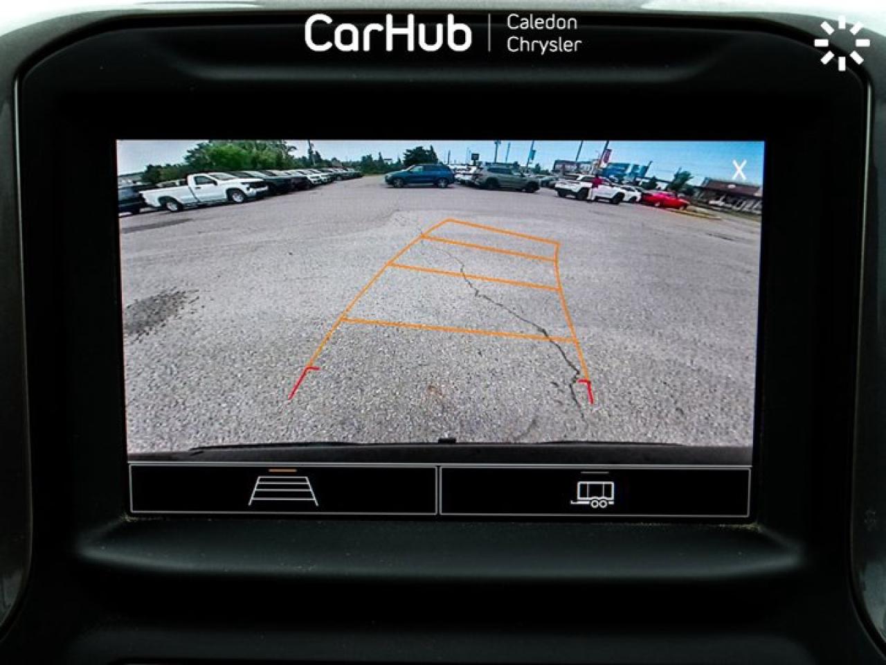 2023 Chevrolet Silverado 1500 Custom 4WD Crew Cab 157" 6 Passenger Remote Start Photo4