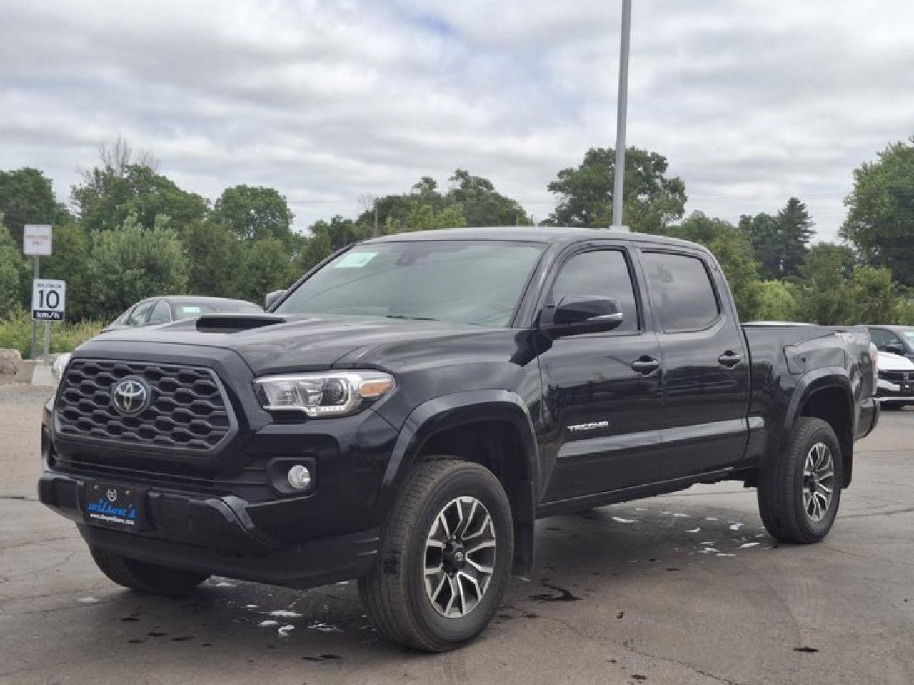 Used 2023 Toyota Tacoma TRD Sport | 4x4 | Nav | Adaptive Cruise | Apple CarPlay | Android Auto | Heated Seats | and More ! for sale in Guelph, ON
