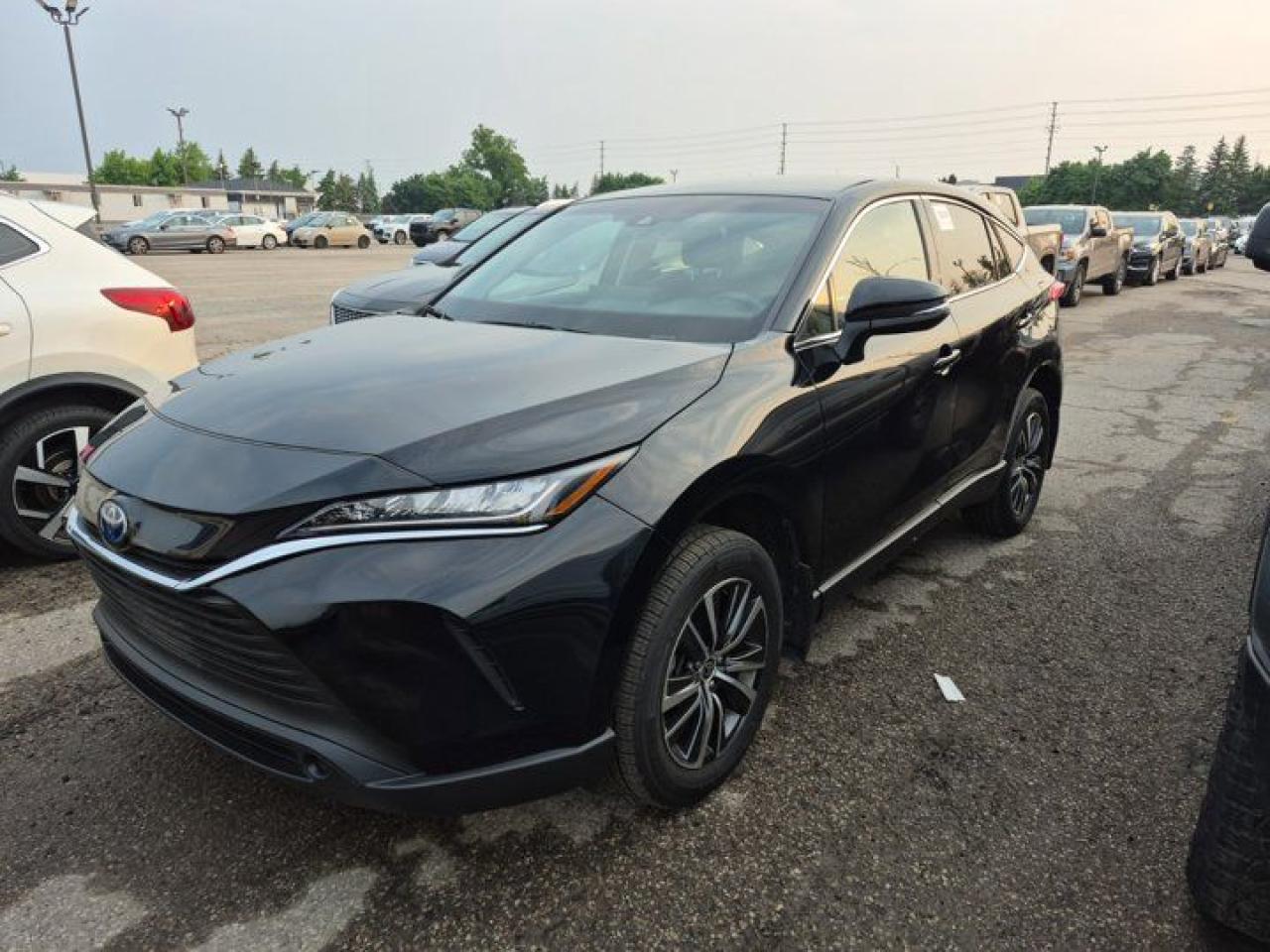 Used 2023 Toyota Venza LE| AWD | Adaptive Cruise Control | Apple CarPlay | Android Auto | Heated Seats | Rear Cam & More ! for sale in Guelph, ON