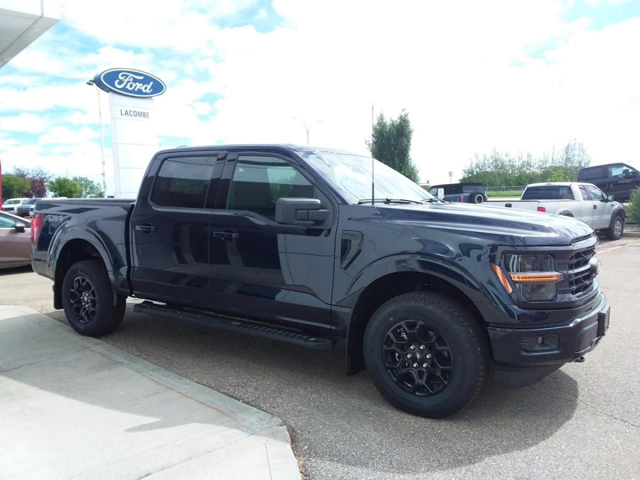 New 2025 Ford F-150 XLT for sale in Lacombe, AB