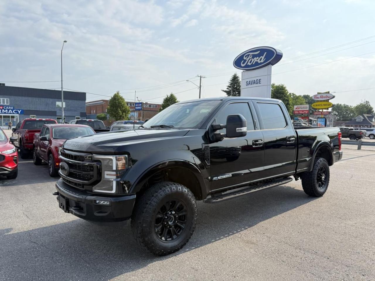 Used 2022 Ford F-250 Super Duty SRW LARIAT 4WD CREW CAB 6.75' BOX for sale in Sturgeon Falls, ON