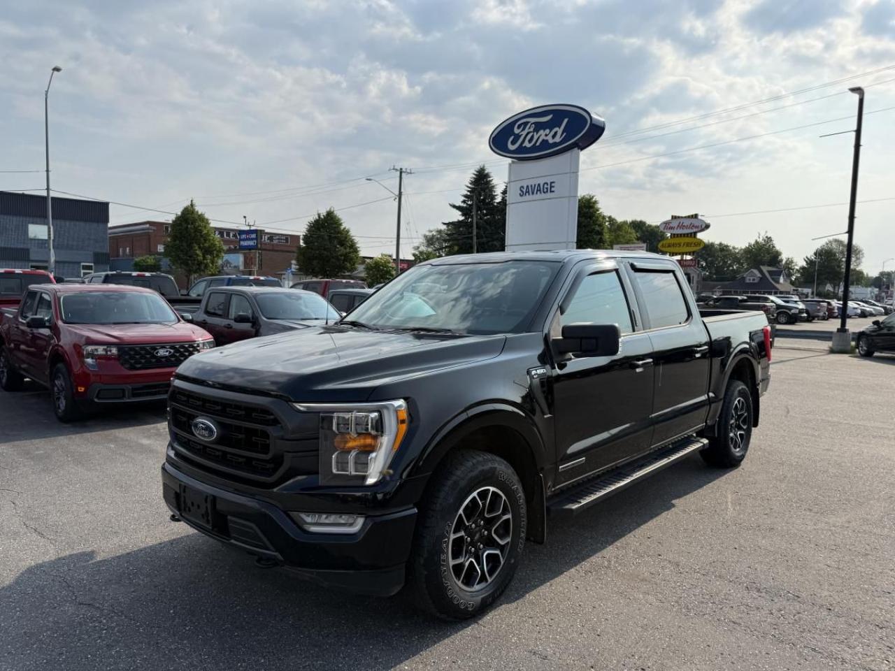 Used 2021 Ford F-150 XLT 4WD SuperCrew 5.5' Box for sale in Sturgeon Falls, ON