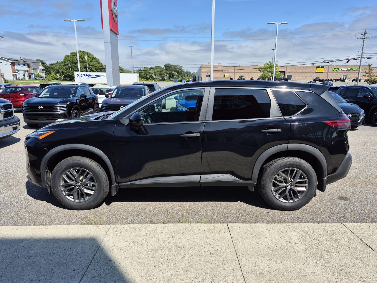 2021 Nissan Rogue S AWD Photo19