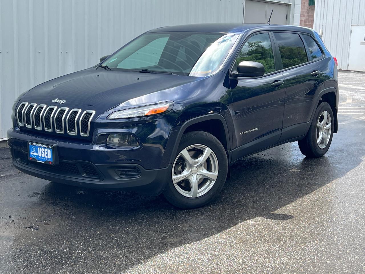 Used 2014 Jeep Cherokee Sport for sale in Cranbrook, BC