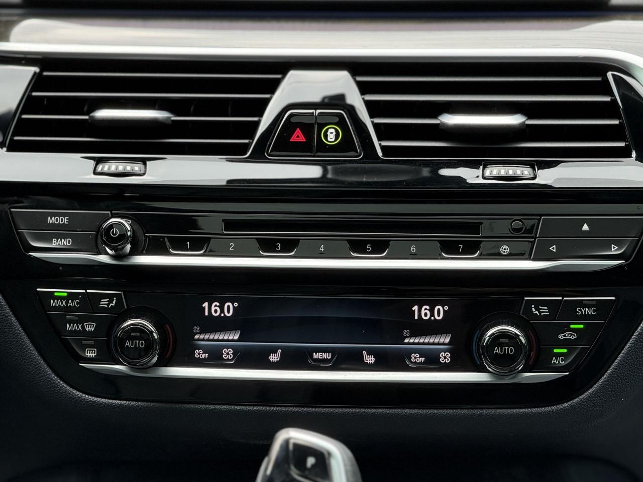 2019 BMW 5 Series 540i //M SPORT | HARMAN KARDON | HEAD UP DISPLAY | - Photo #26