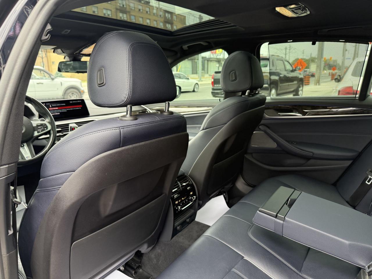 2019 BMW 5 Series 540i //M SPORT | HARMAN KARDON | HEAD UP DISPLAY | - Photo #40