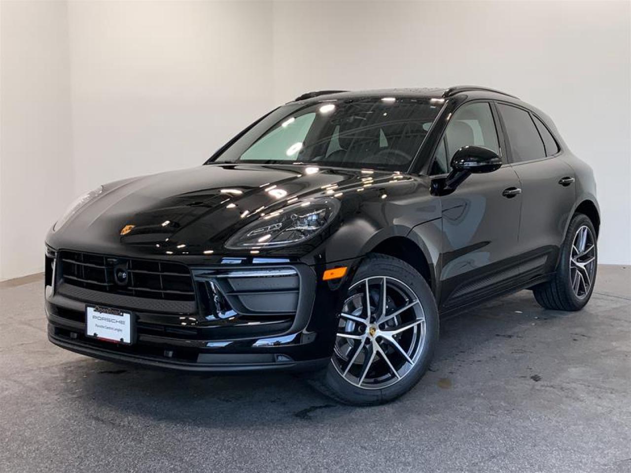 New 2025 Porsche Macan AWD for sale in Langley City, BC