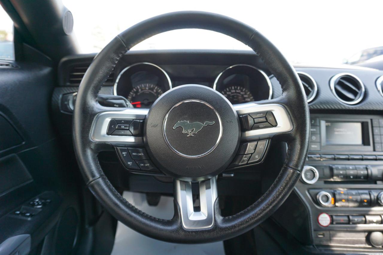 2017 Ford Mustang 3.7L V6 SHIFT/6 Speed CERTIFIED *FORD MAINTAIN* CAMERA BLUETOOTH CRUISE ALLOYS POWER DRIVER SEAT - Photo #10
