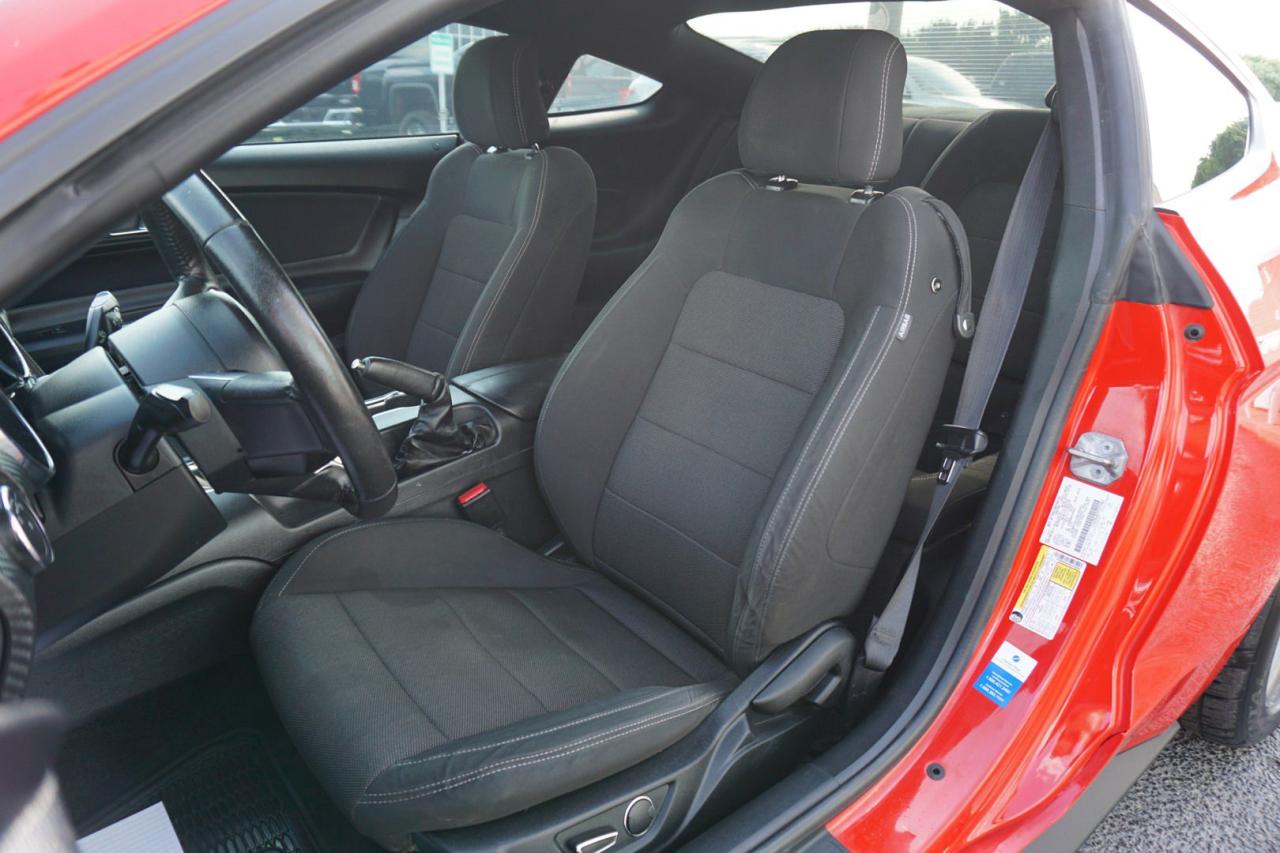 2017 Ford Mustang 3.7L V6 SHIFT/6 Speed CERTIFIED *FORD MAINTAIN* CAMERA BLUETOOTH CRUISE ALLOYS POWER DRIVER SEAT - Photo #13
