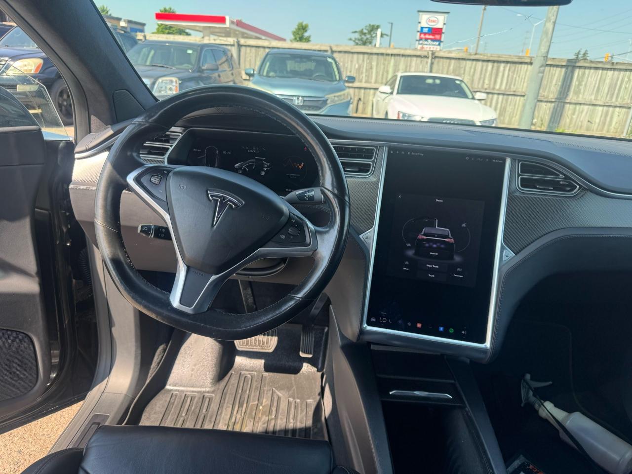 2018 Tesla Model X 100D, TESLA SERVICE VEHICLE, 183KM, AS IS SPEC, - Photo #10