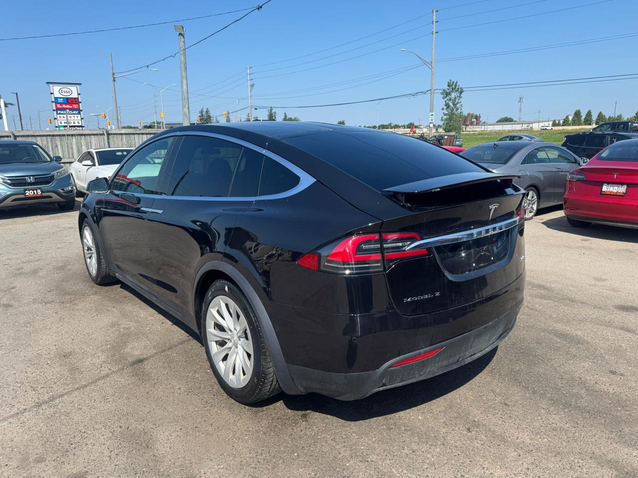 2018 Tesla Model X 100D, TESLA SERVICE VEHICLE, 183KM, AS IS SPEC, - Photo #3