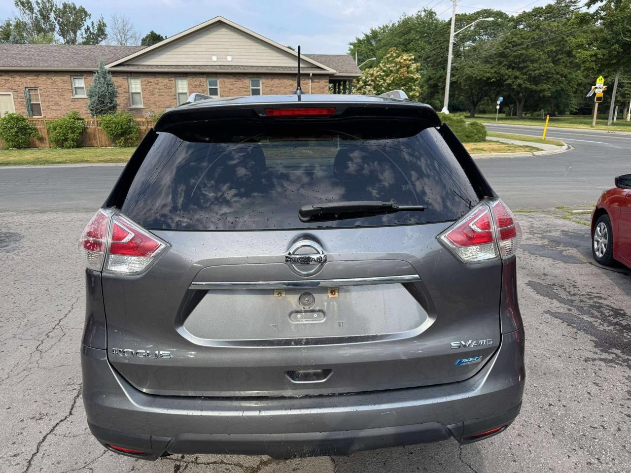 2015 Nissan Rogue SV - Photo #6
