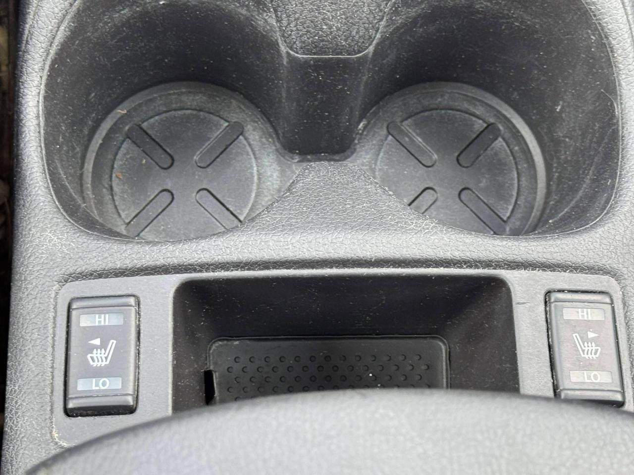 2015 Nissan Rogue SV - Photo #17