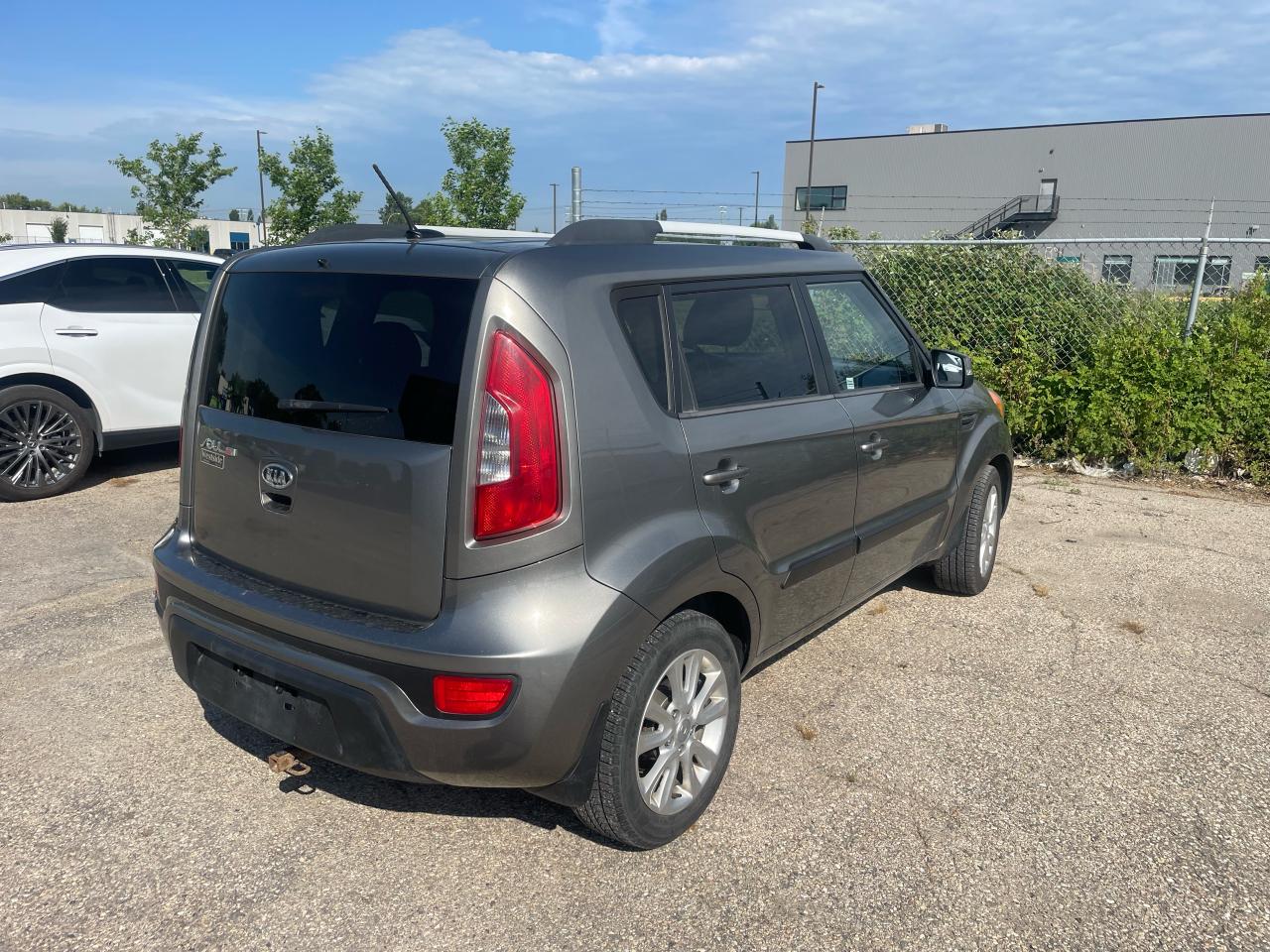 2012 Kia Soul 2U - Photo #3