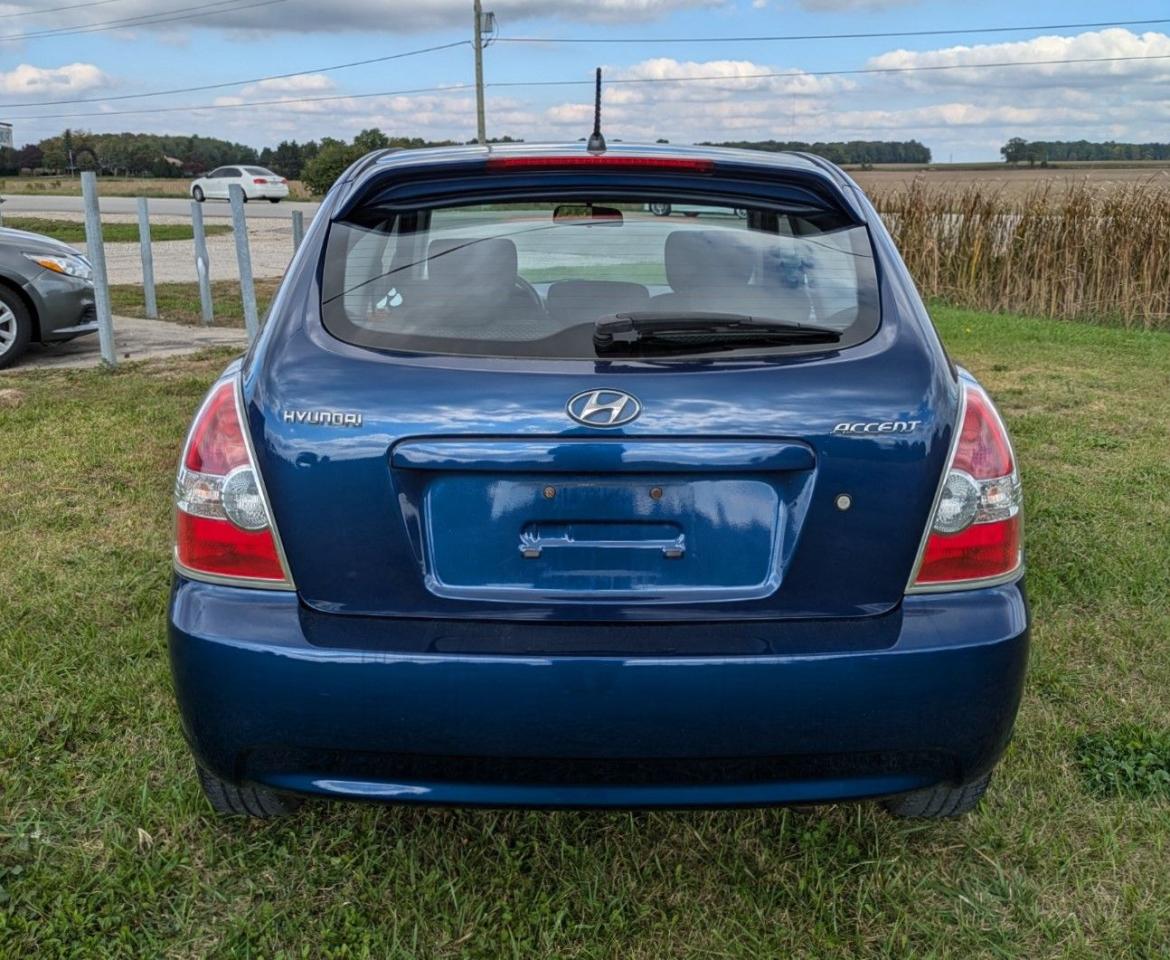 2009 Hyundai Accent AUTO GL - Photo #4