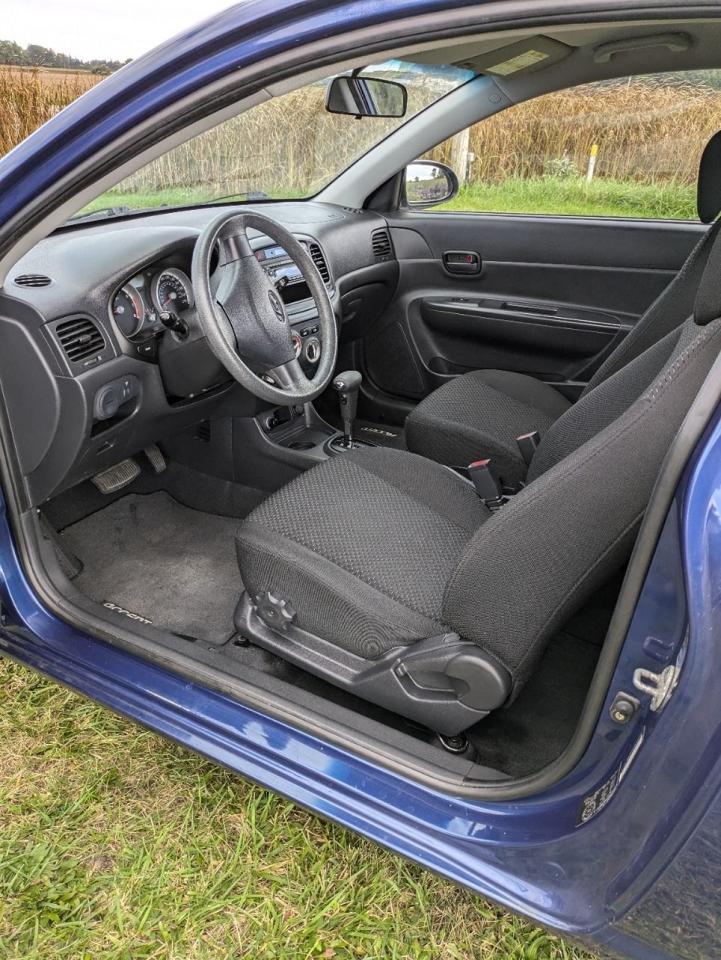 2009 Hyundai Accent AUTO GL - Photo #11