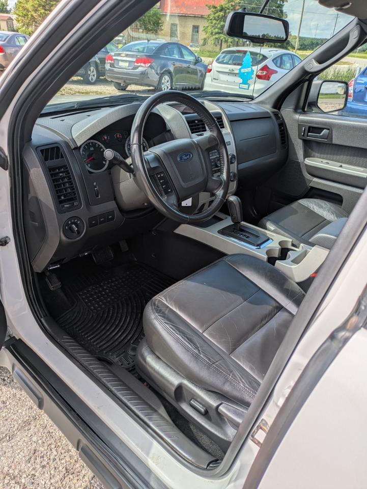 2012 Ford Escape XLT - Photo #10