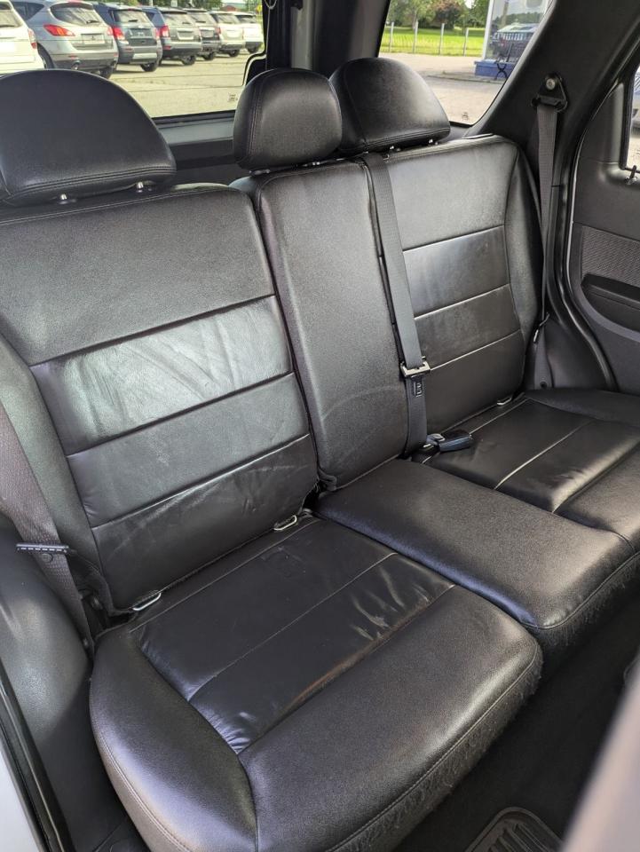 2012 Ford Escape XLT - Photo #16