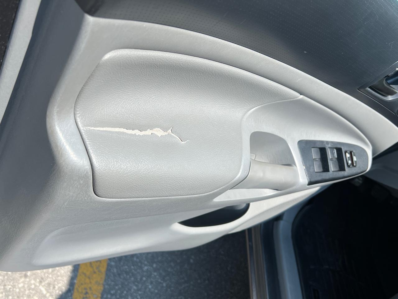 2015 Toyota Tacoma V6 4WD CERTIFIED - Photo #19