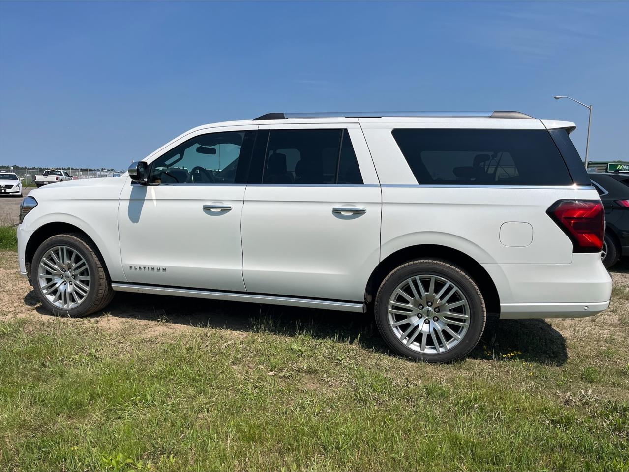 Used 2024 Ford Expedition Platinum Max for sale in Thunder Bay, ON