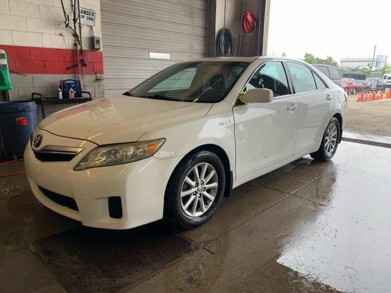 Used 2010 Toyota Camry Hybrid for sale in Innisfil, ON