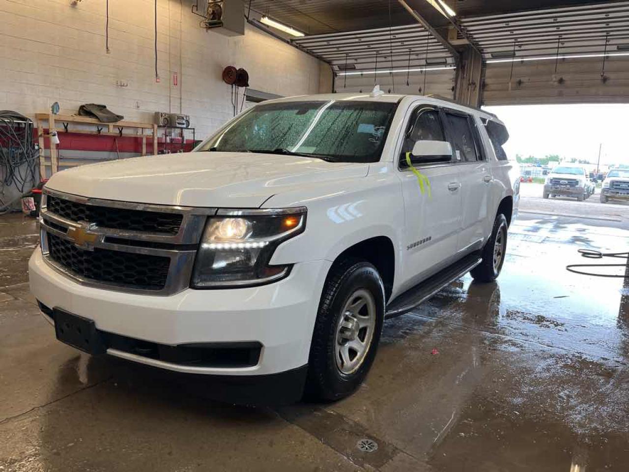 Used 2015 Chevrolet SUBURBAN K1500  for sale in Innisfil, ON