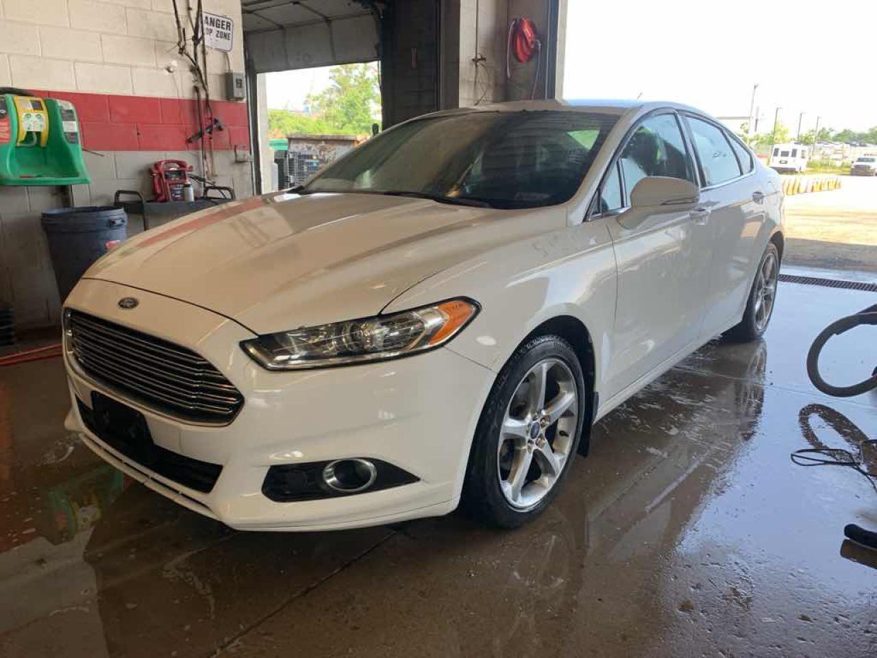 Used 2013 Ford Fusion SE for sale in Innisfil, ON