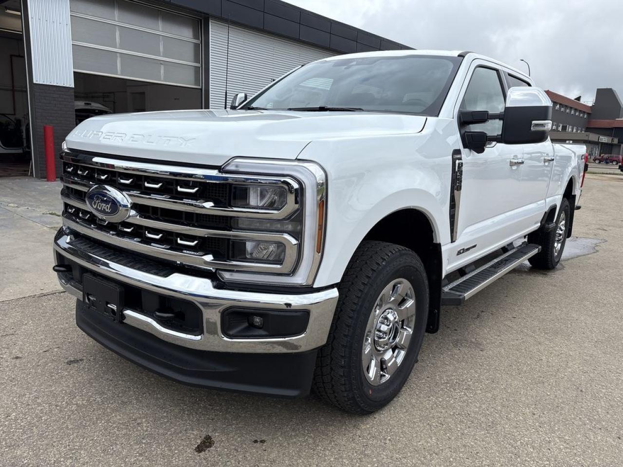 2025 Ford F-350 Super Duty SRW LARIAT 6.8' Box 618A Photo