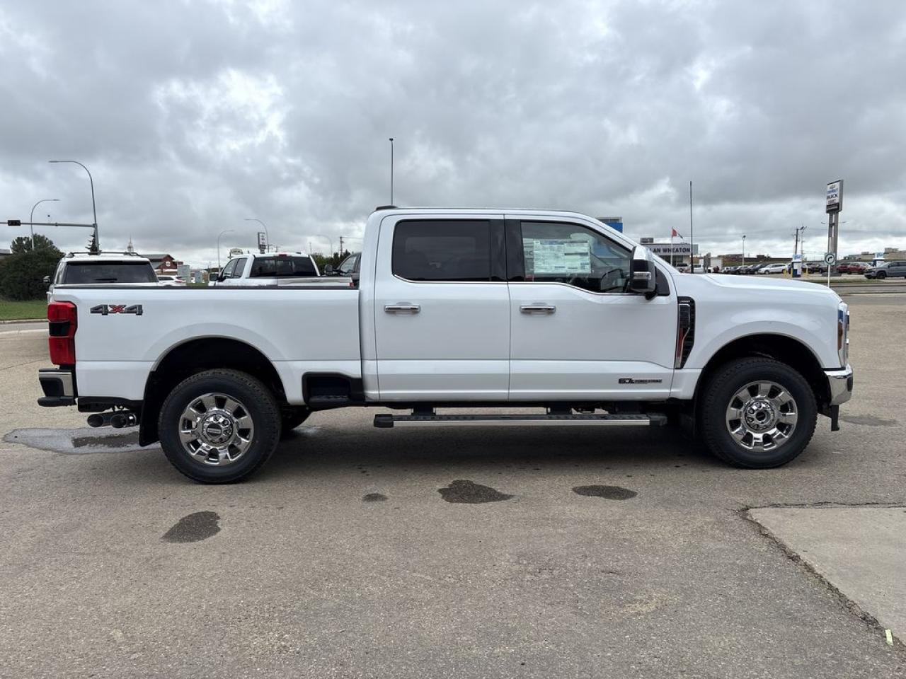 2025 Ford F-350 Super Duty SRW LARIAT 6.8' Box 618A Photo5