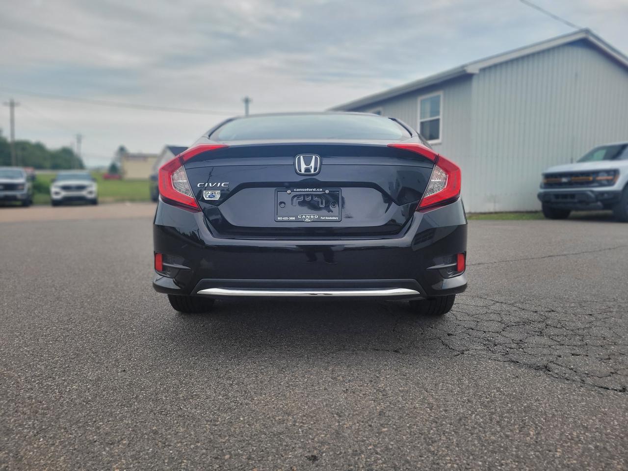 2020 Honda Civic LX MANUAL Photo4