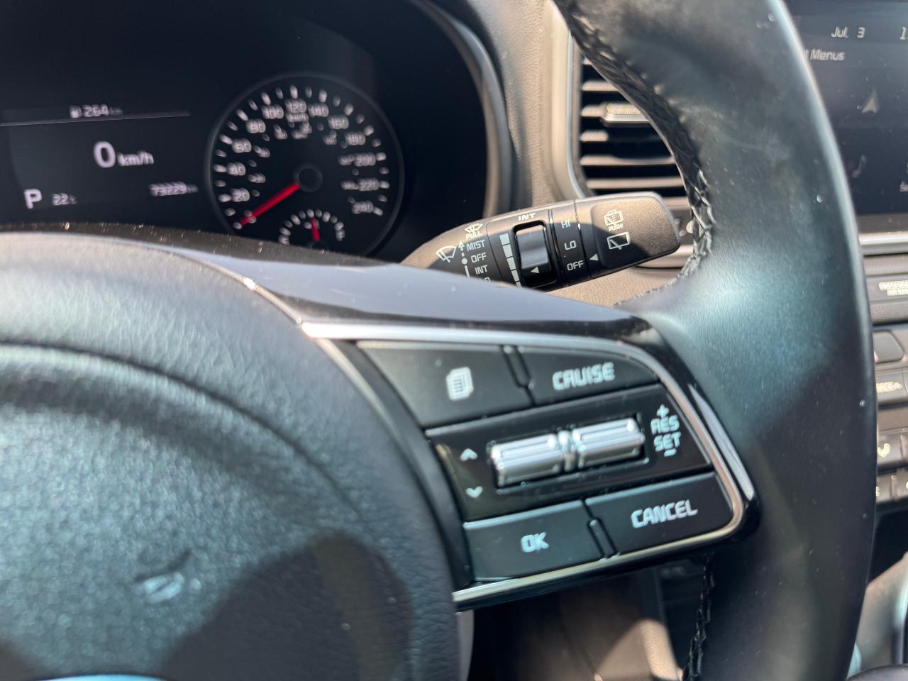 2022 Kia Sportage EX Premium AWD Panoramic Roof | One Owner - Photo #35